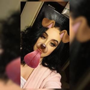 Meet your Posher, Alyssa